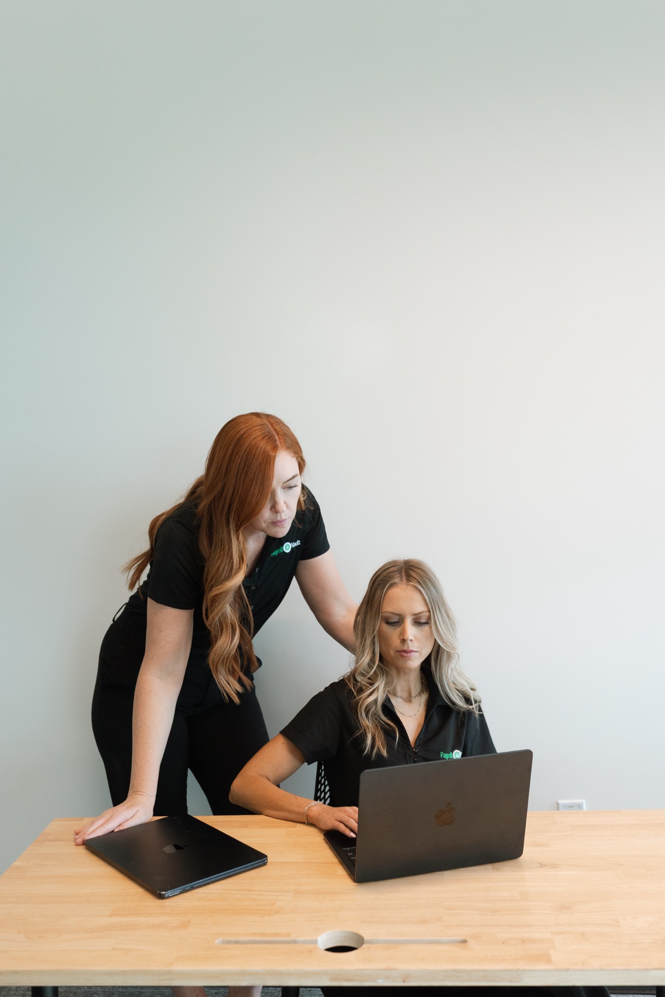 06b8a42c-a26a-4b8c-84e5-6827c8e48402